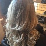 Lockiges Haar